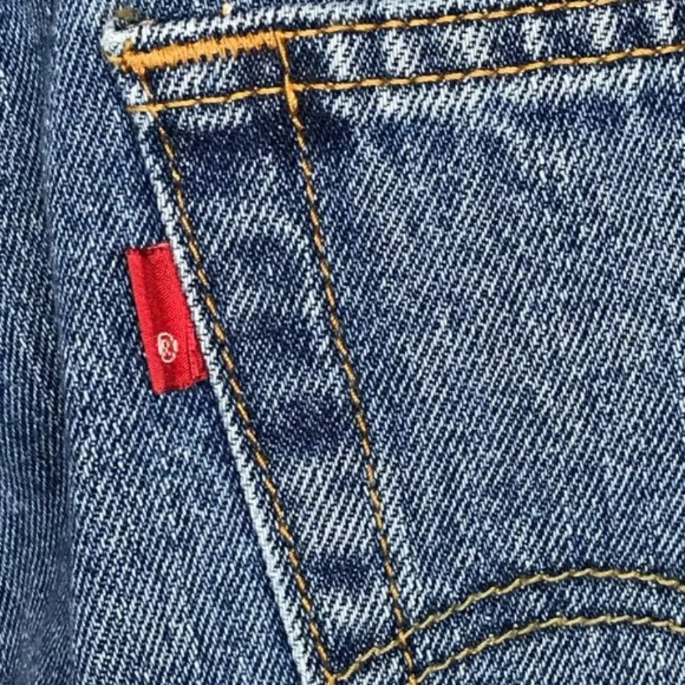 Vintage Levi's 505 Regular Fit Men's Jeans Y2K Size 34x29